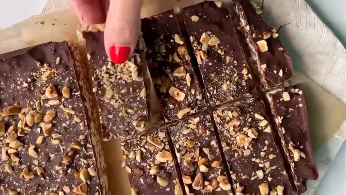 Hazelnut Vanilla Choc Rice Bars